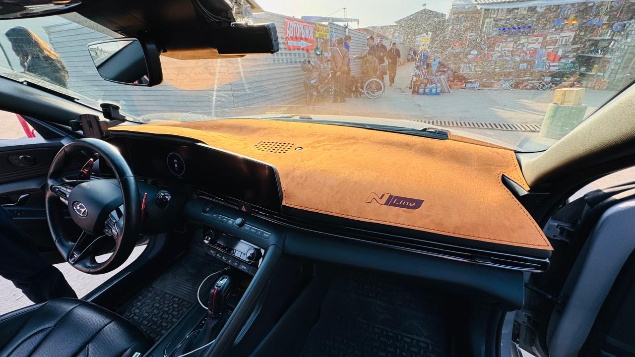 Оранжевая накидка на панель Hyundai N Line